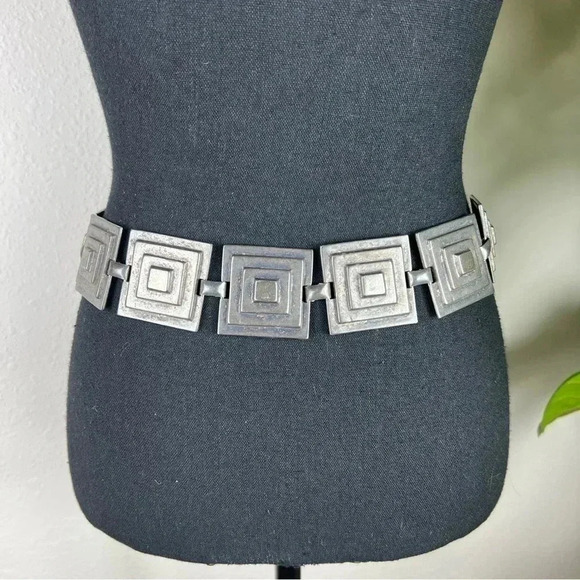 Escada Women’s Vintage Designer Geometric Silver/Black Antique Metal Chain Belt - Picture 9 of 14